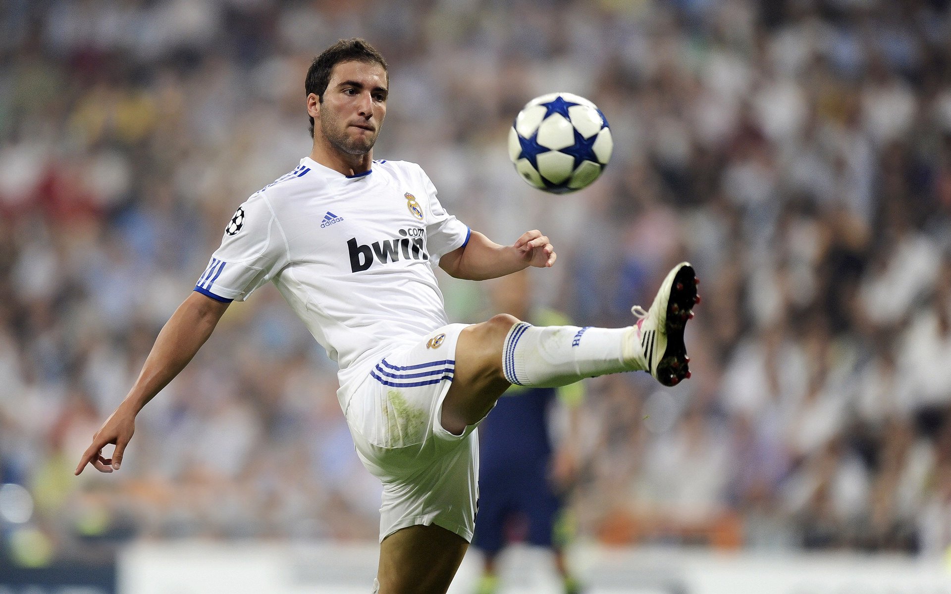 卡瓦哈尔，沙漠绿洲中的攻防转换心脏，卡塔尔如何以非典型核心撼动法国战车？